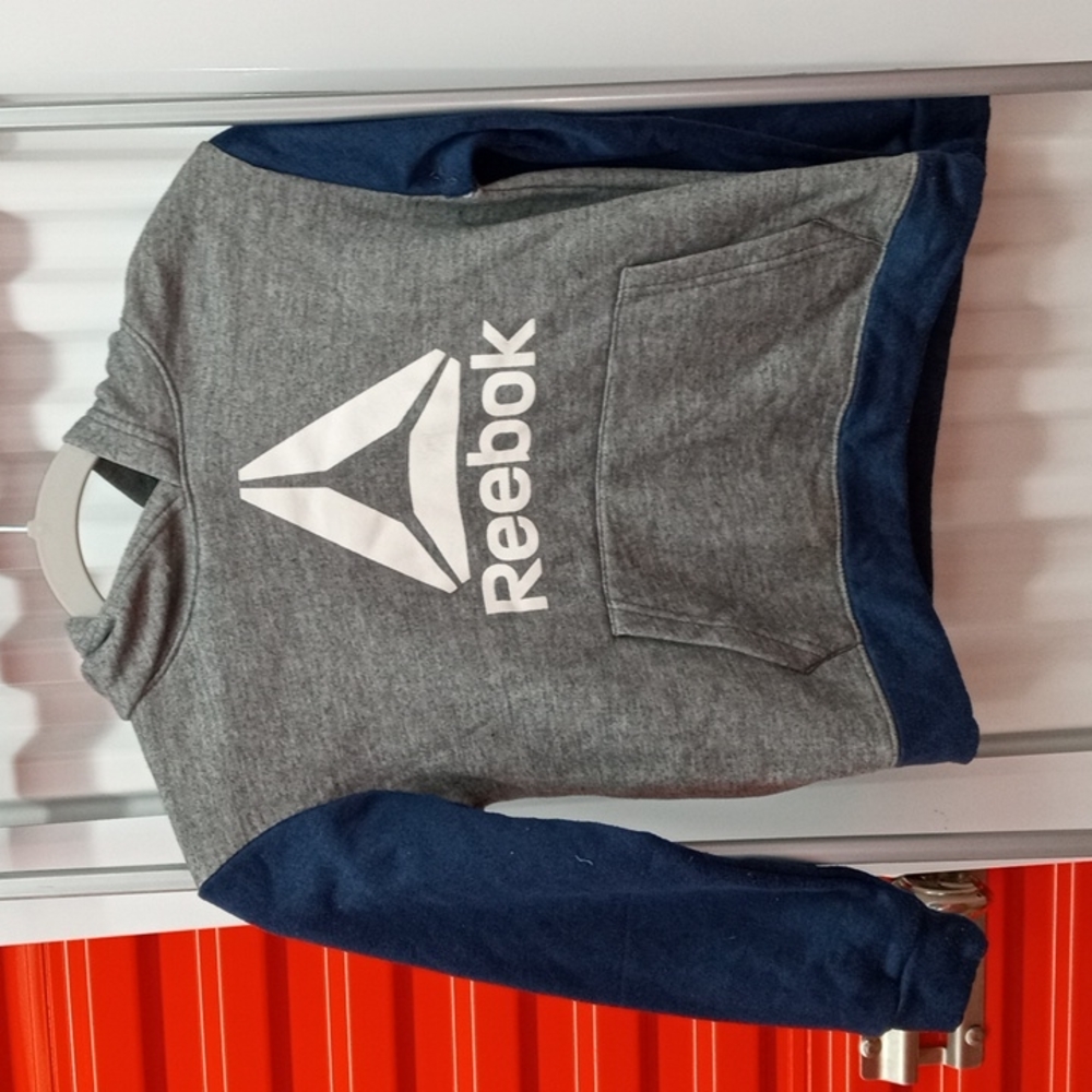 Boys reebok hoodie size 7